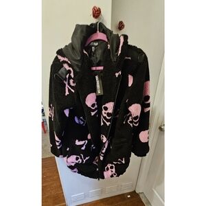 Dolls kill skull on my sleeve Sherpa jacket -XXS